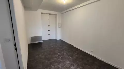 Flat Rue Porte de Saint-Quentin in Fures
