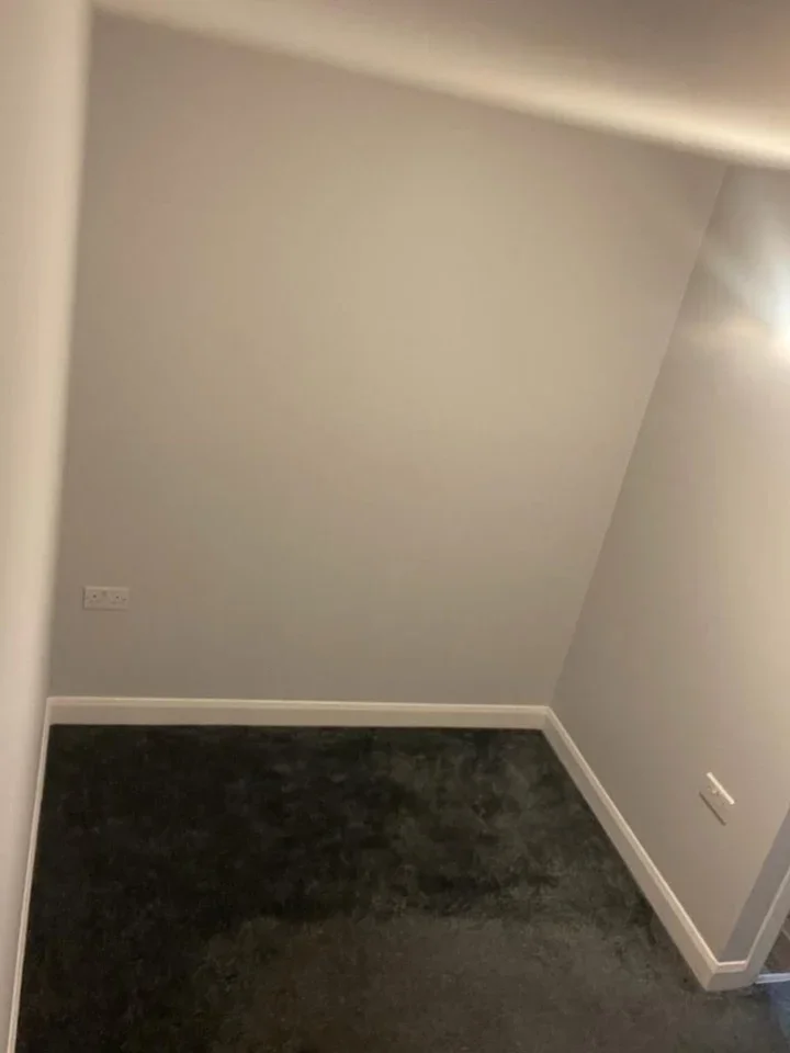 Flat Canberra Road in Greater London