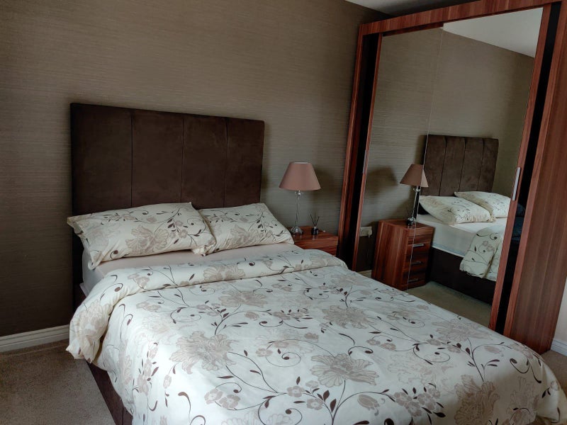 Room Wensley Road in Rotherham