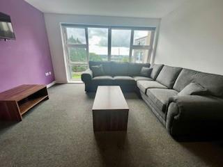 Room Plymbridge Lane in Plymouth