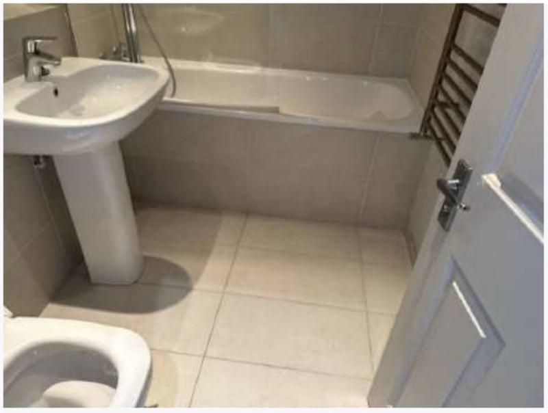Room Cranhurst Road in Greater London