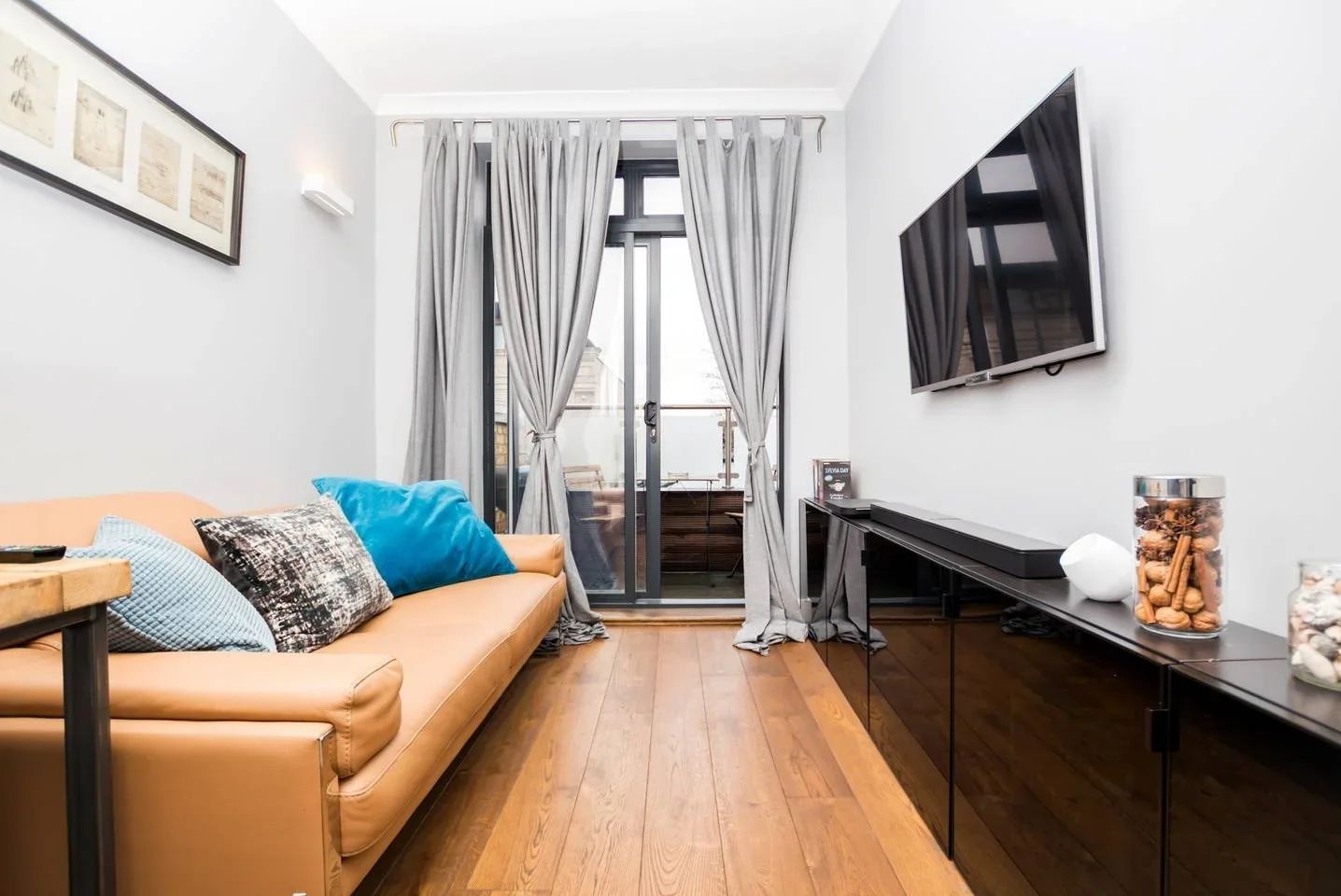 Flat Uxbridge Road in Greater London