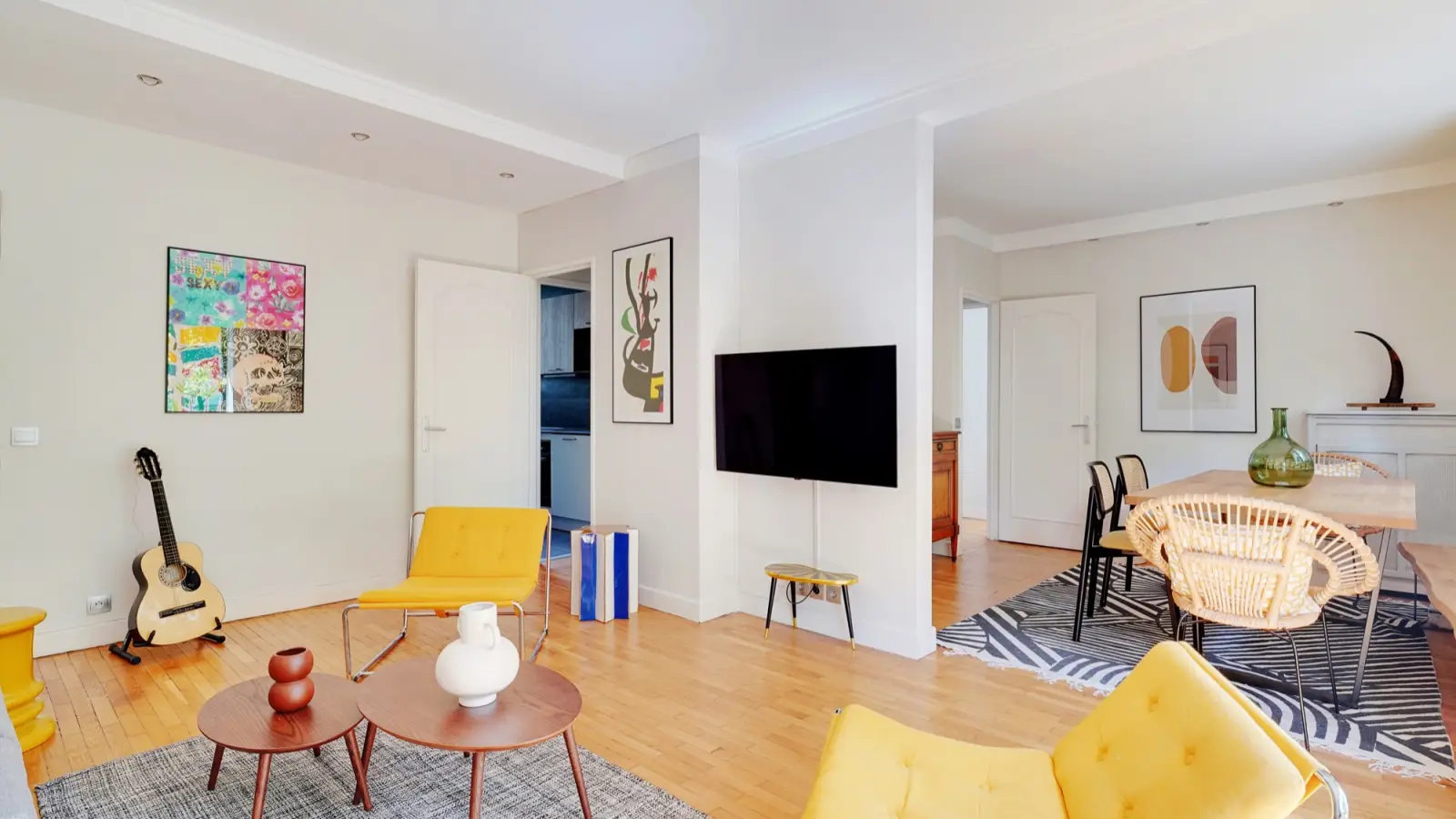 Flat Boulevard Victor Hugo in Neuilly-sur-Seine