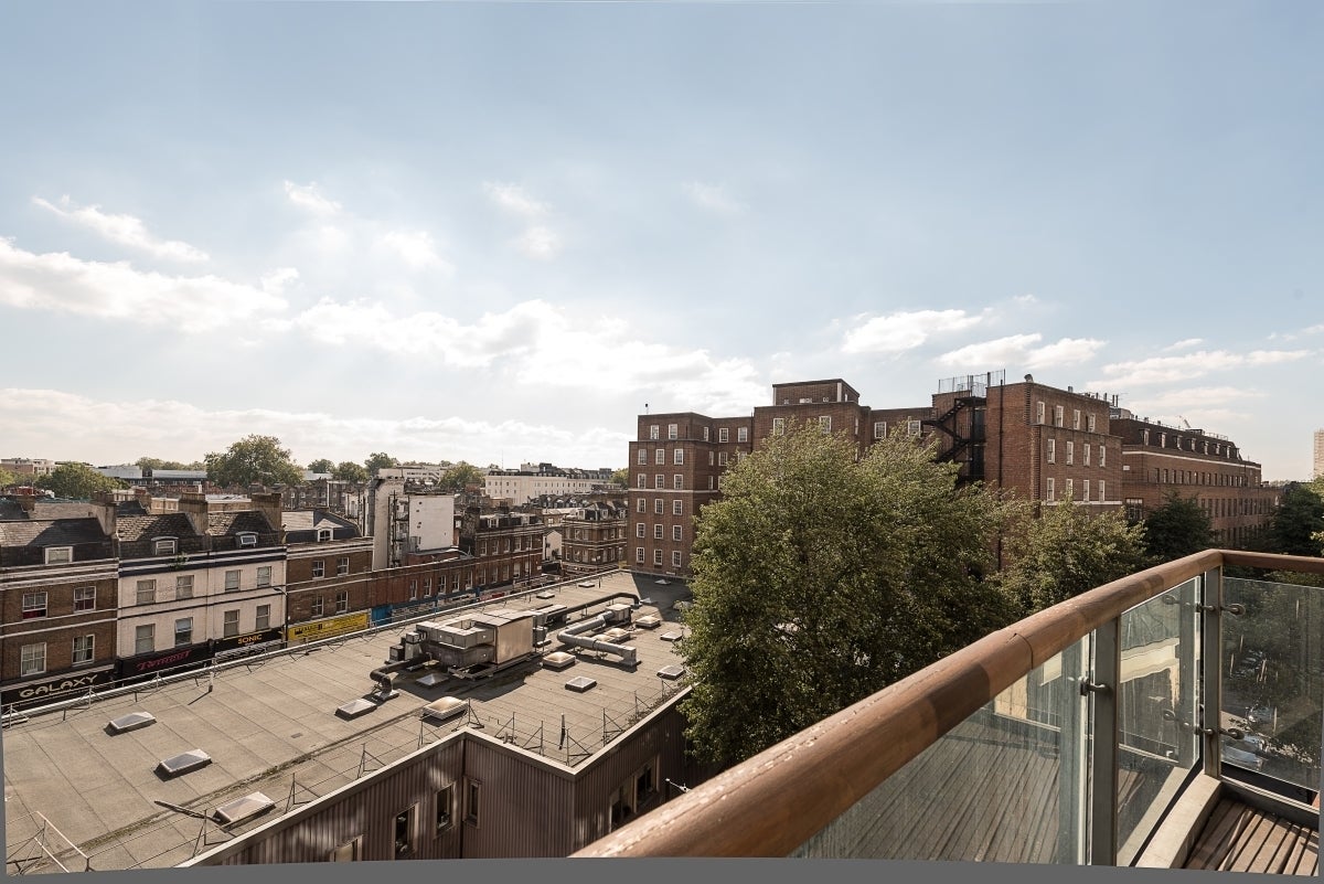 Flat Praed Street in City of Westminster