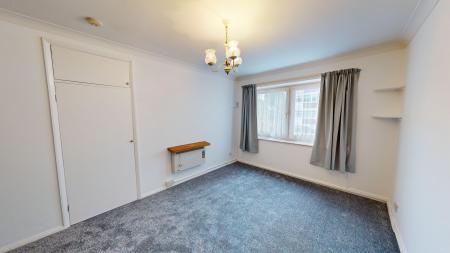 Flat Pembroke Gardens in Portslade by Sea