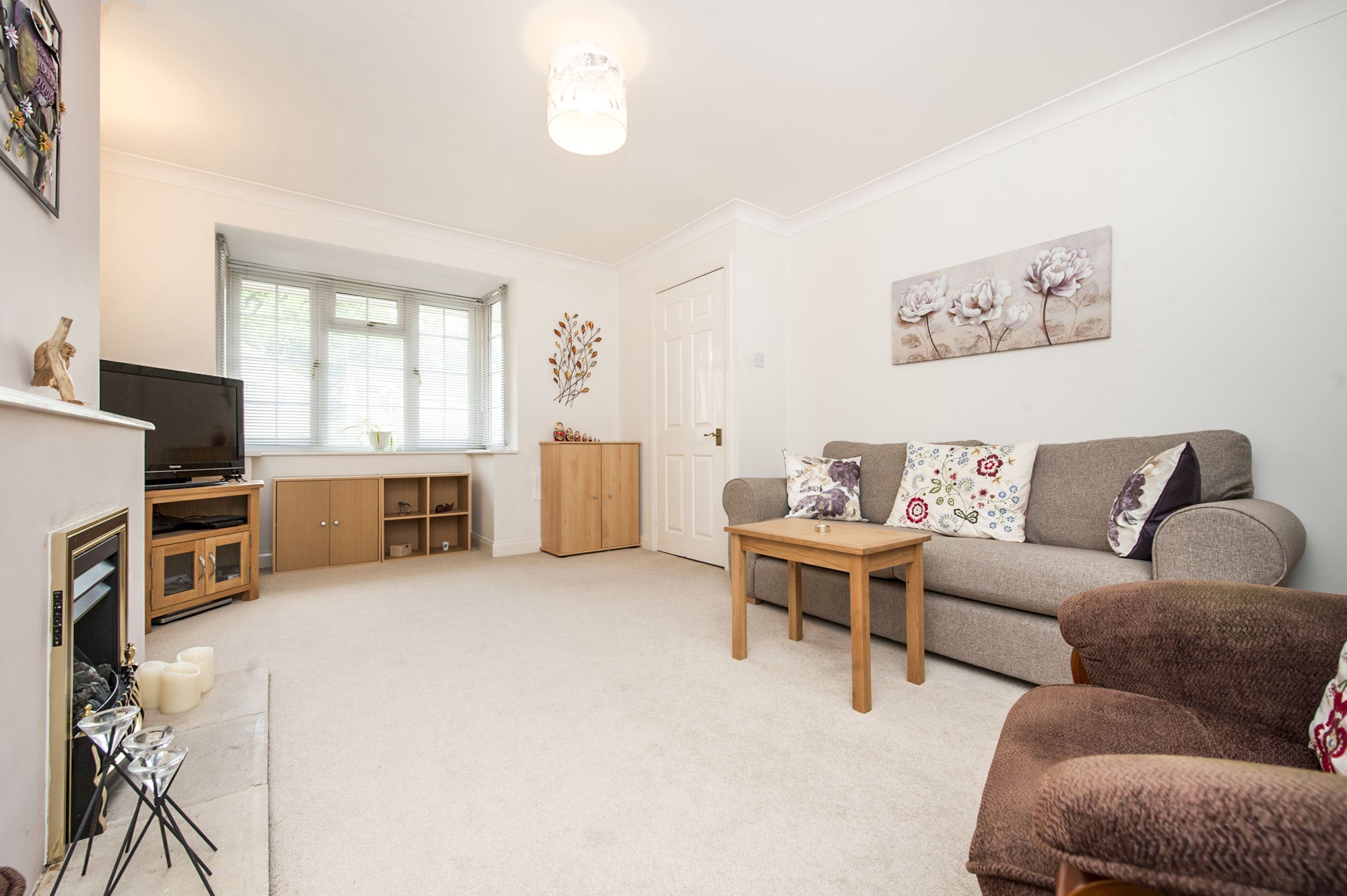 House Whittle Close in Cheltenham