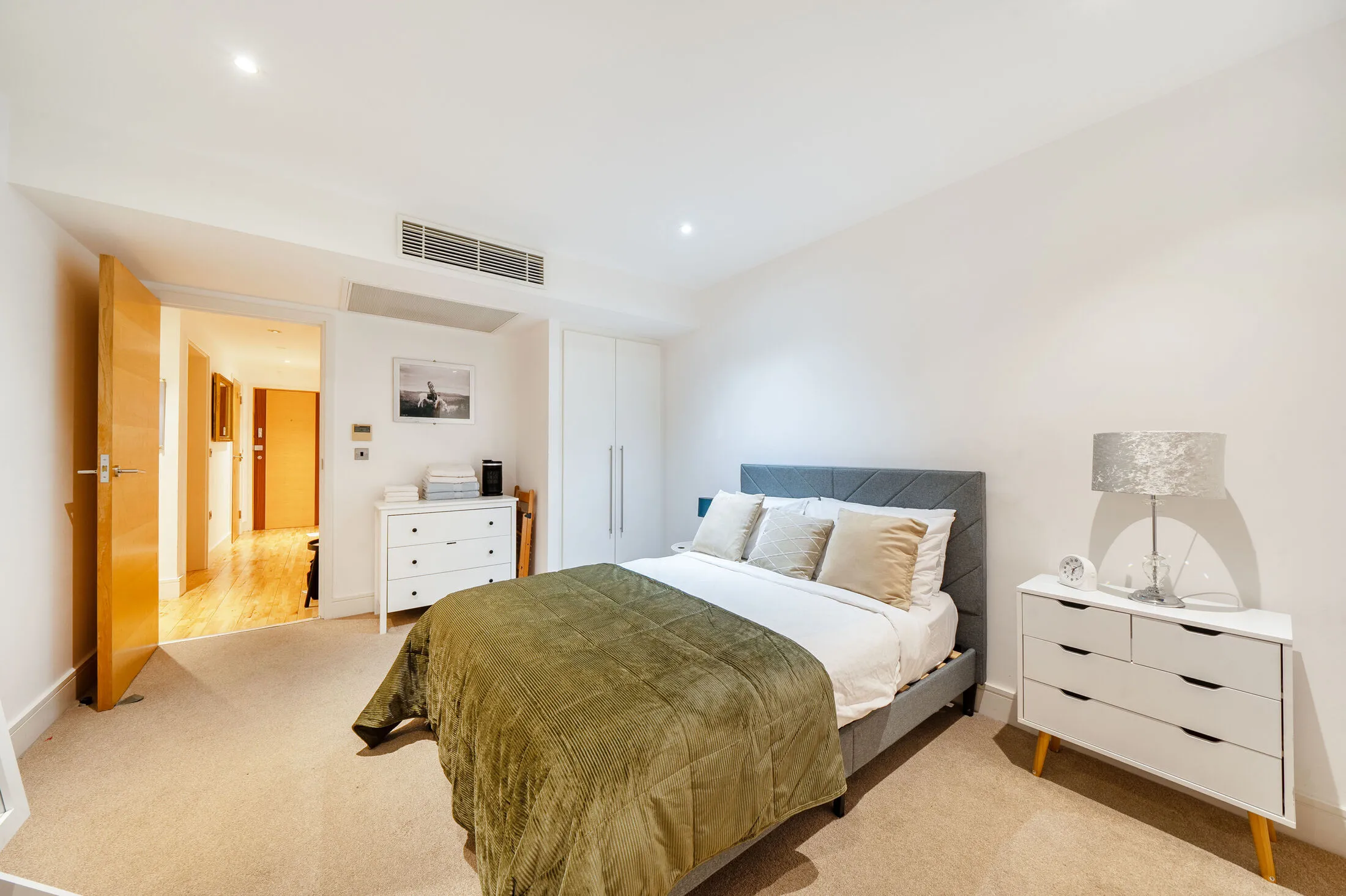 Flat Monck Street in City of Westminster