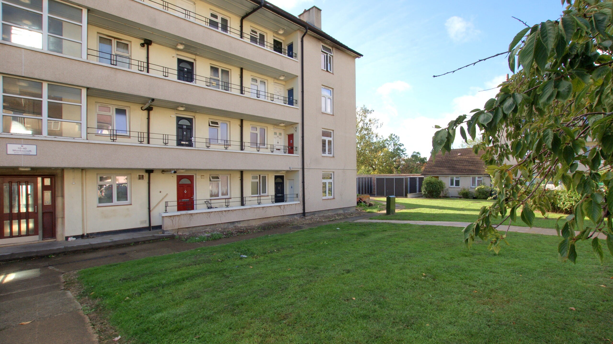 Flat Shelley Road in Cheltenham