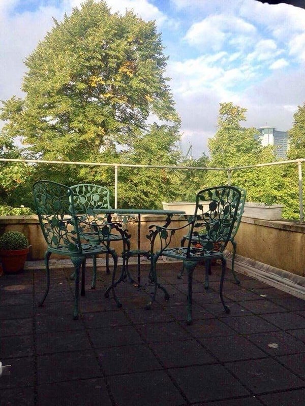 Flat Finborough Road in Greater London
