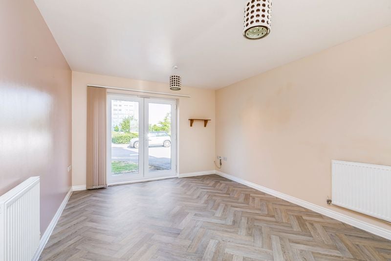 Flat Tudor Crescent in Portsmouth