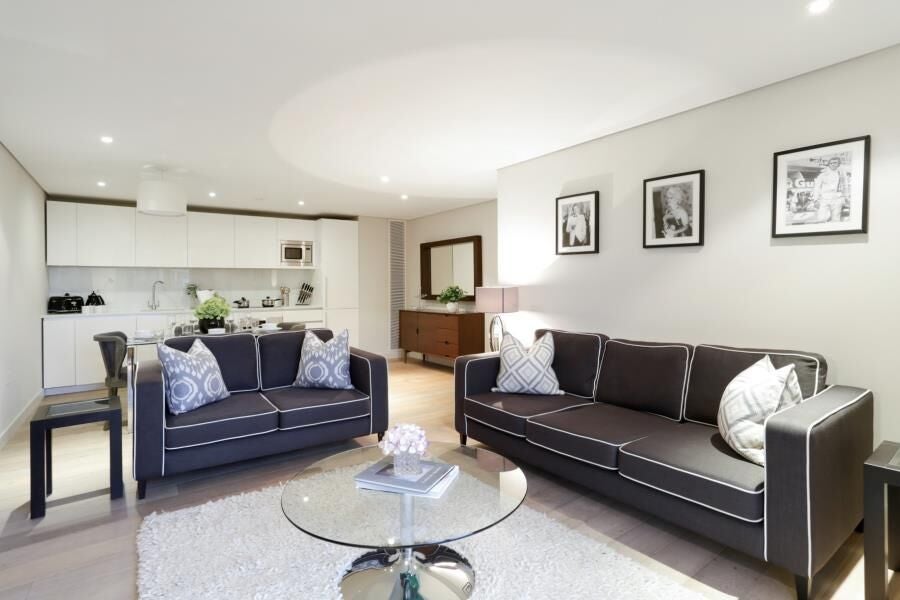 Flat Merchant Square in City of Westminster