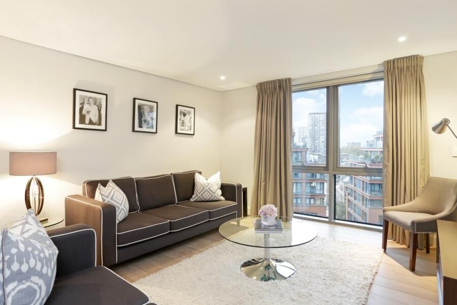 Flat Merchant Square in City of Westminster