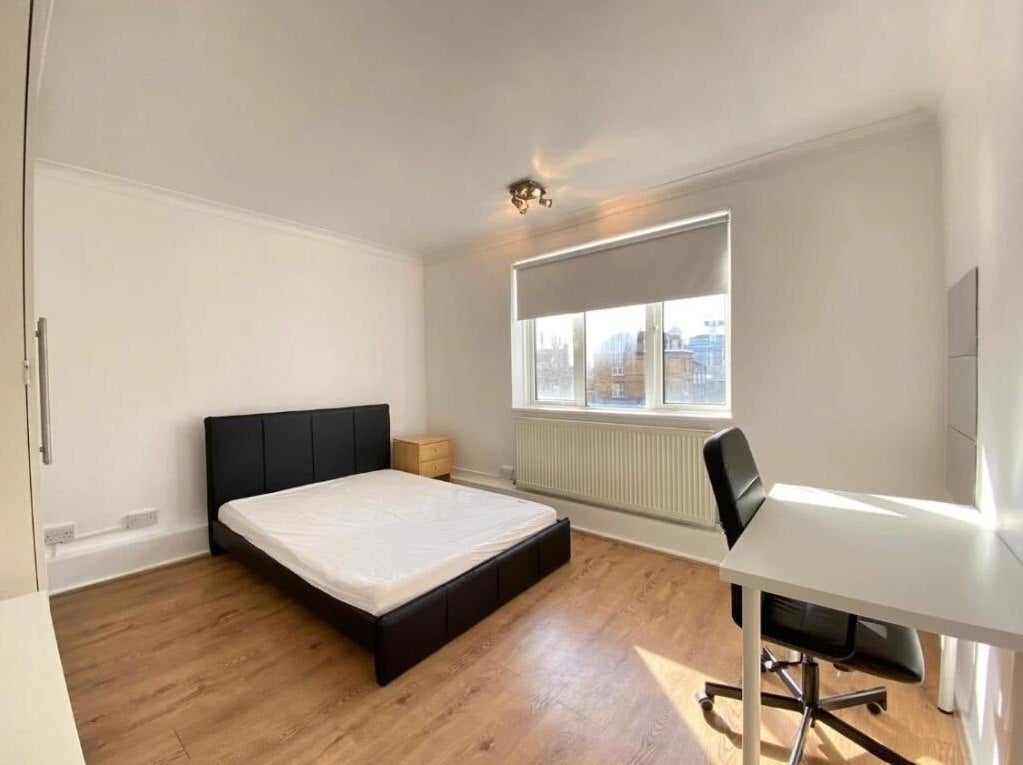 House Agar Grove in Greater London
