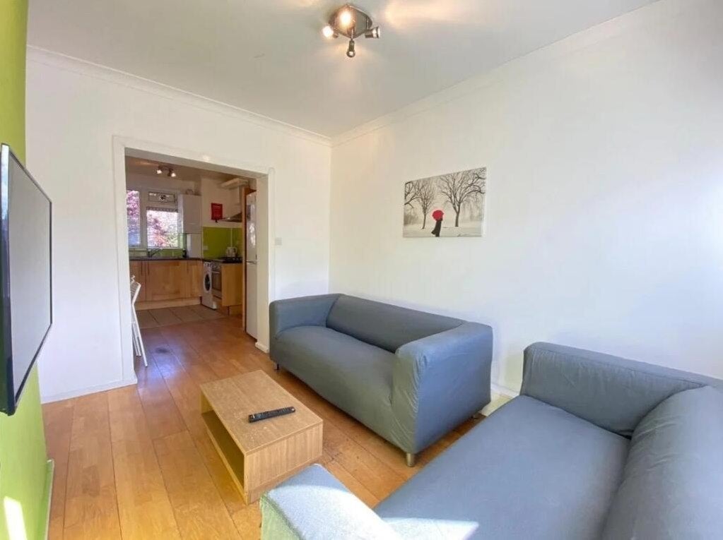 House Agar Grove in Greater London