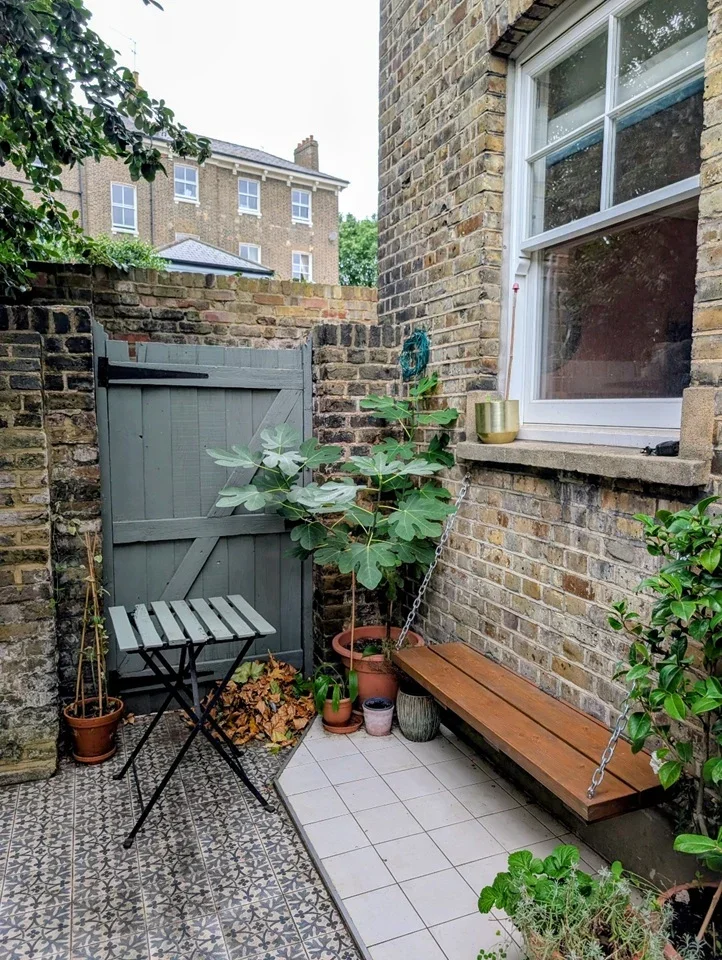 Flat Spencer Mews in Greater London