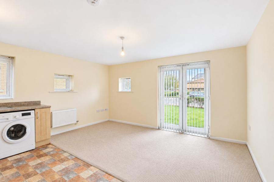 Flat Hornbeam Close in Bradley Stoke