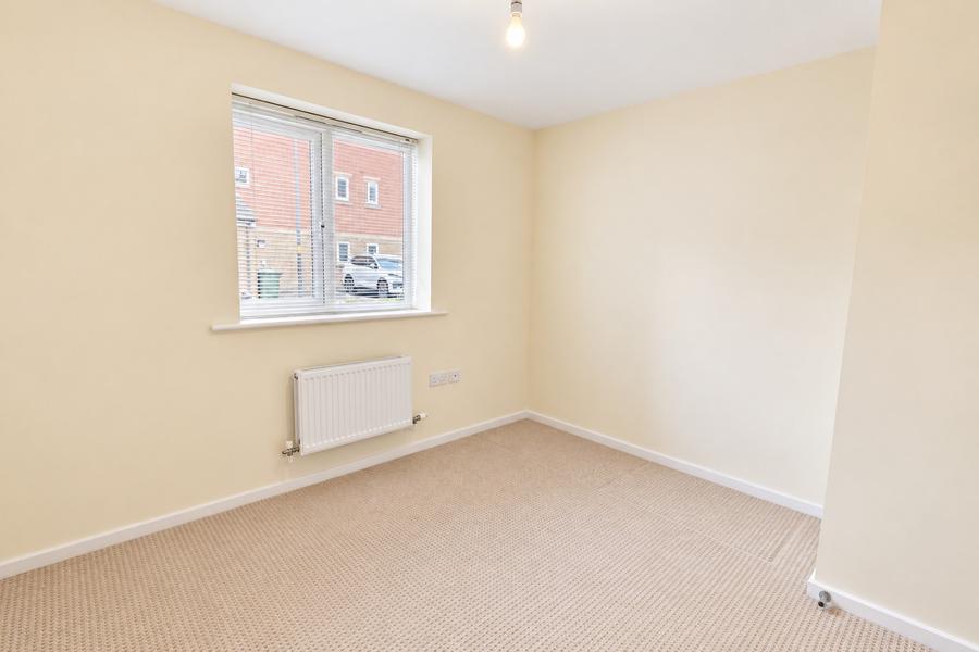 Flat Hornbeam Close in Bradley Stoke