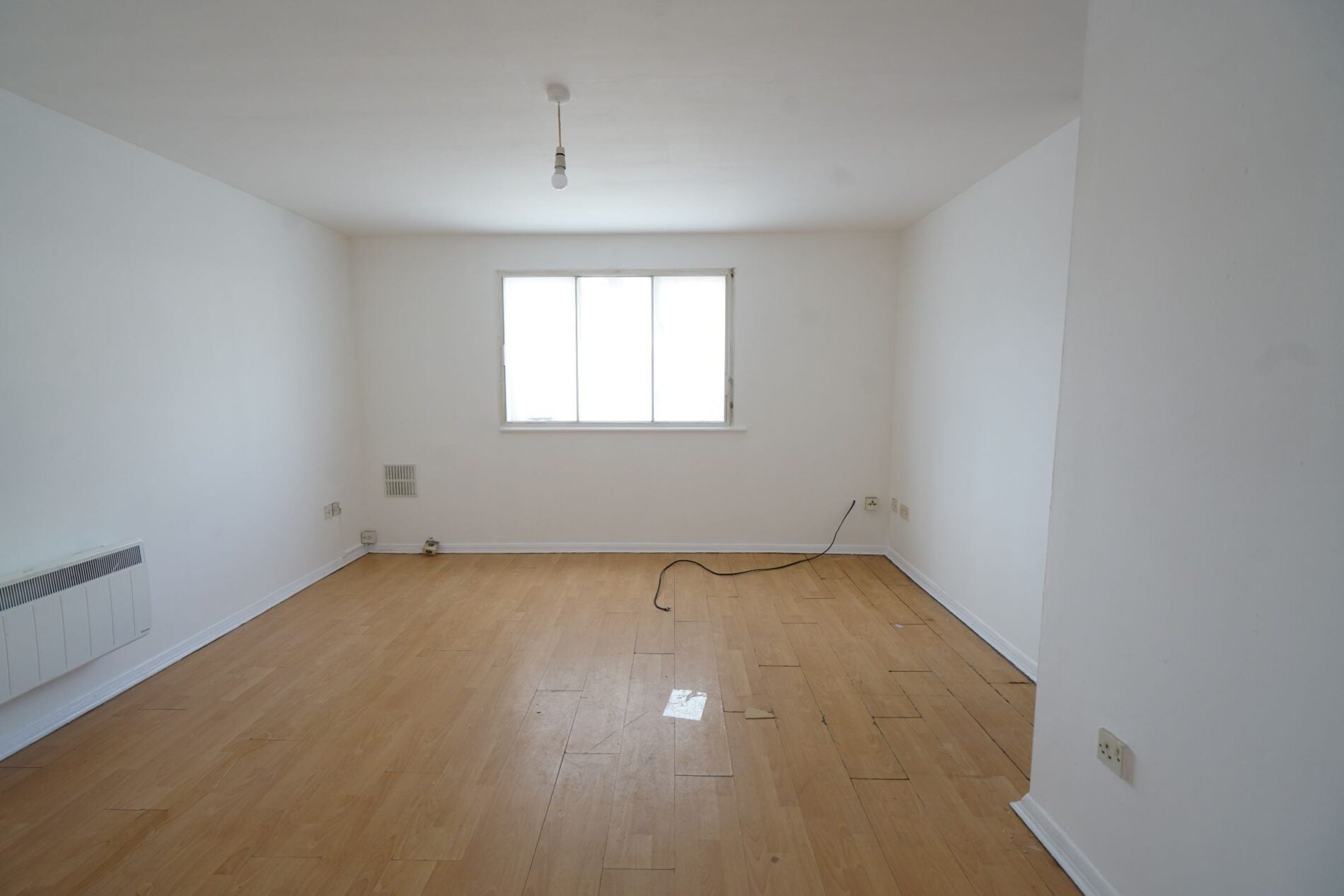 Flat Parsonage Road in Grays