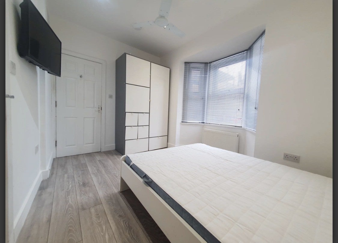 Room Rathmore Road in Greater London