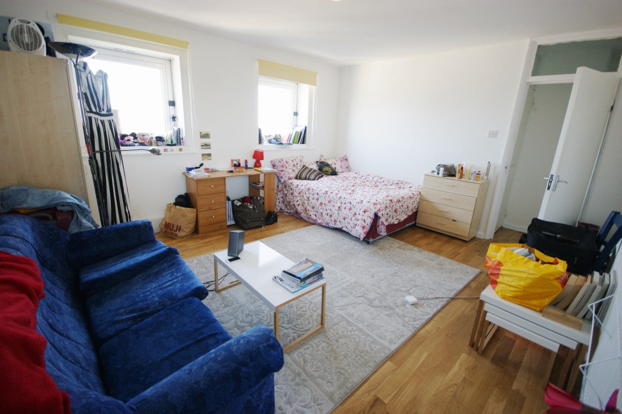 Flat Harrington Square in London