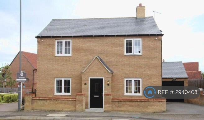 House Needlepin Way in Buckingham