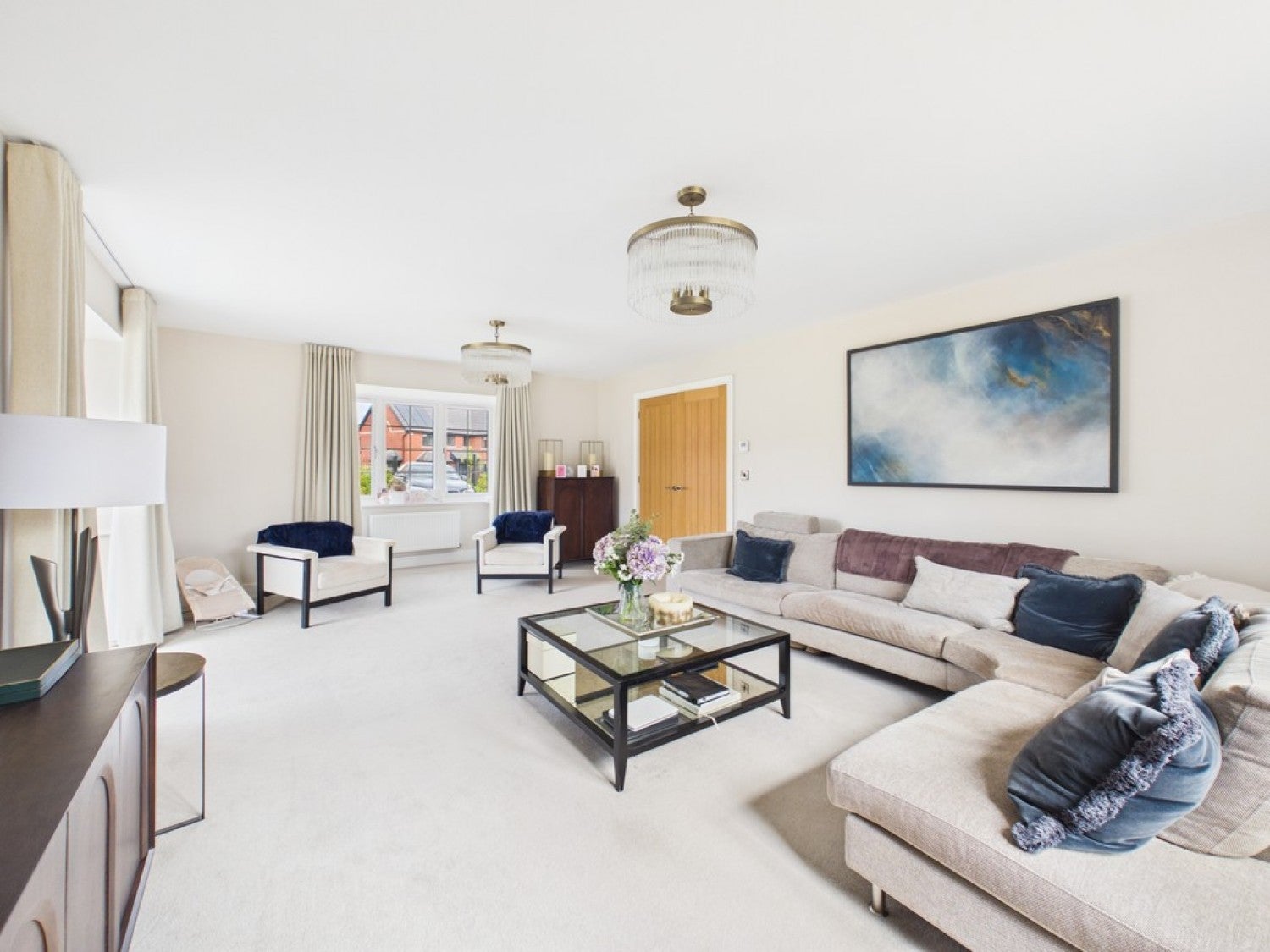House Don Valley Crescent in Stoke-on-Trent