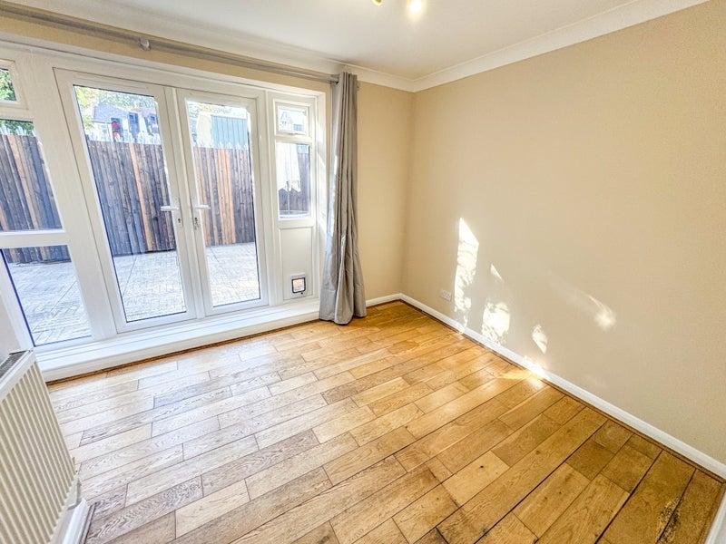 Flat Brighton Road in Greater London