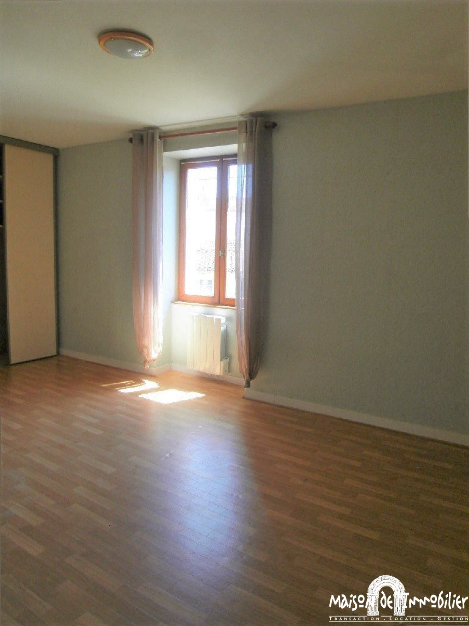 Appartement Rue de la Croix Marron à Segonzac