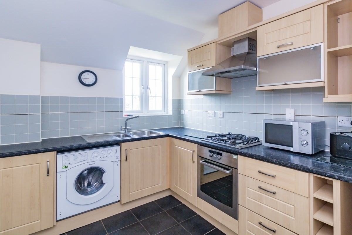 Flat Medhurst Way in Oxford