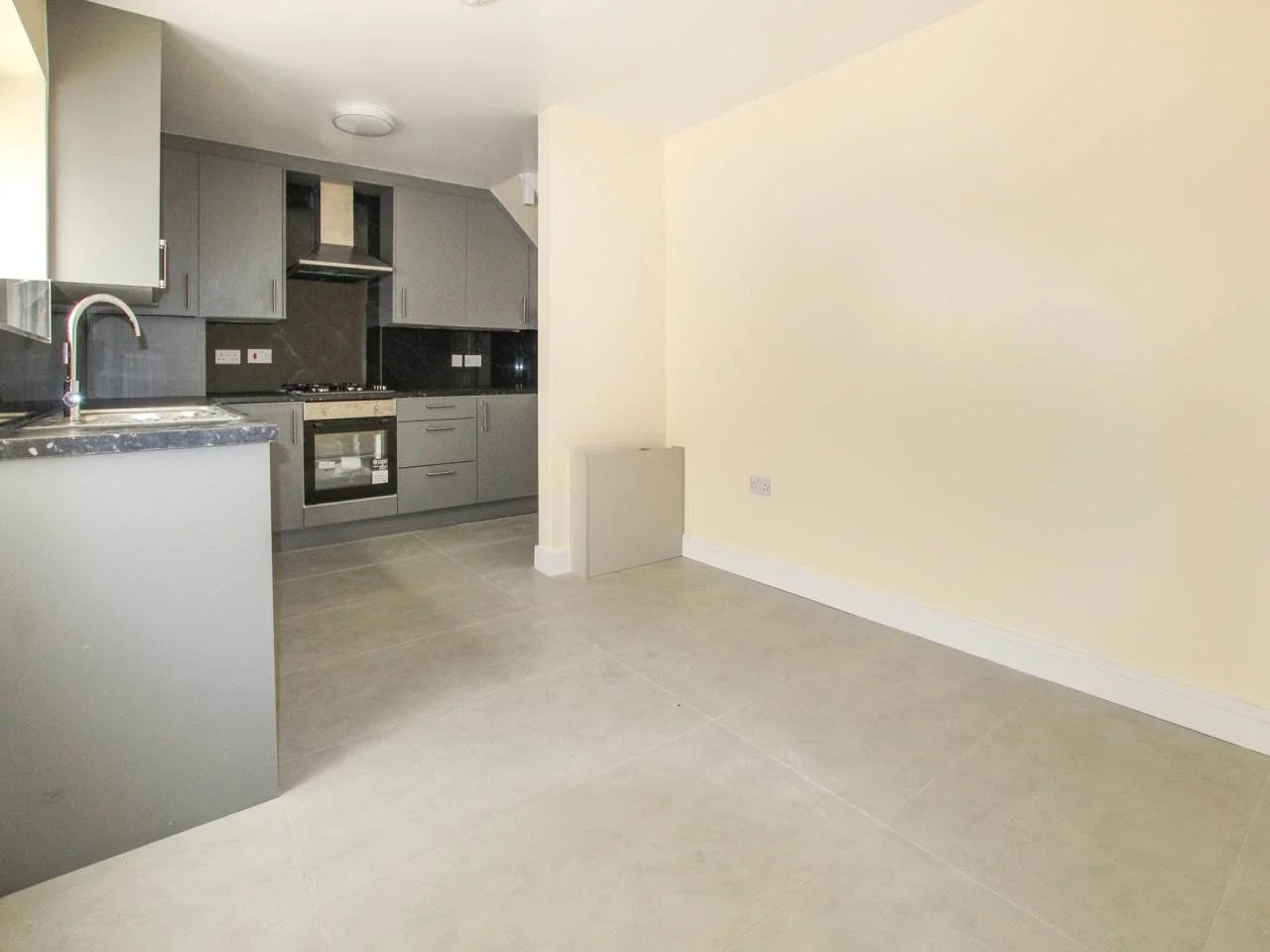 House Hobart Close in Greater London