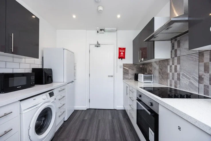 Flat Knockholt Road in Greater London
