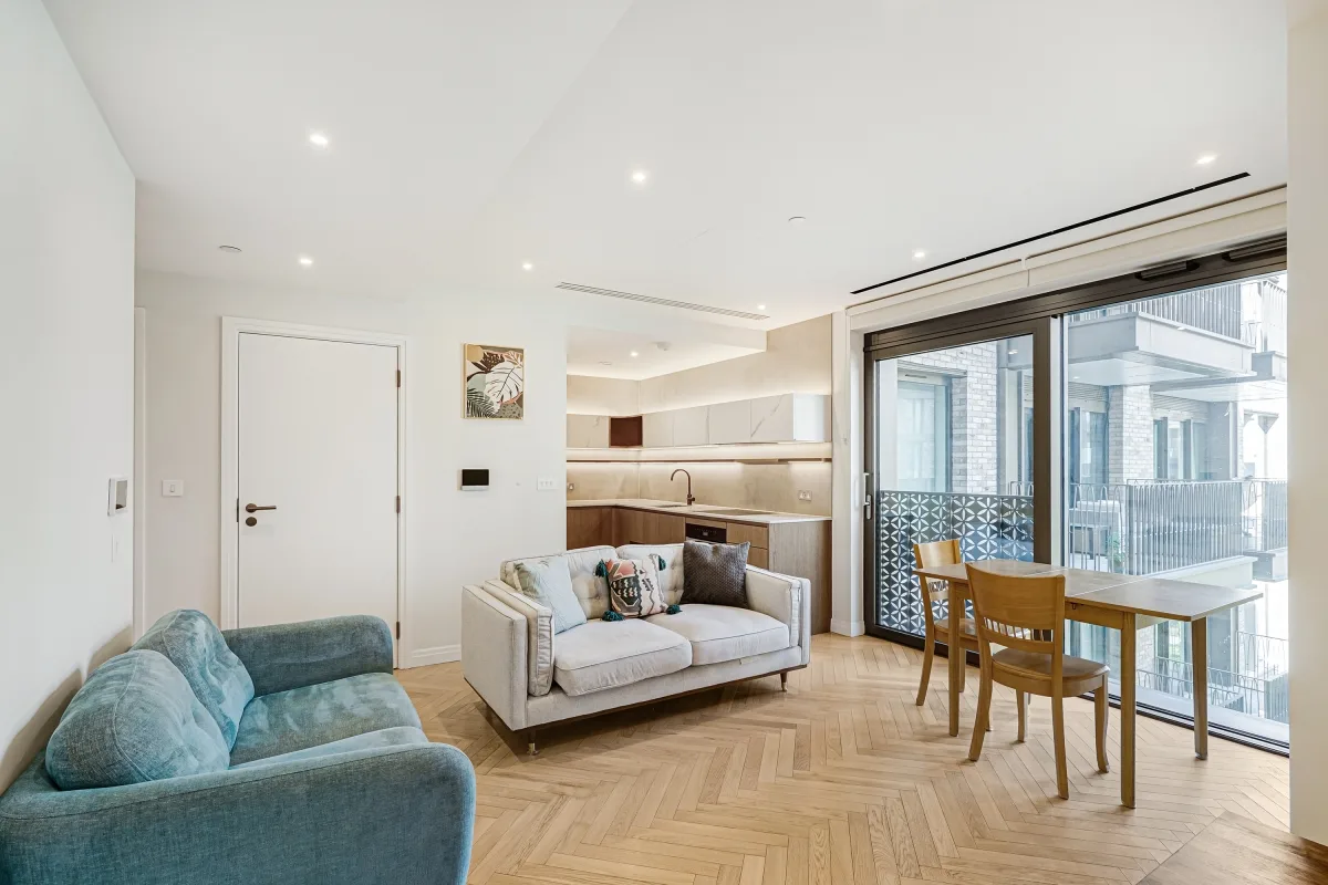 Flat William Morris Way in Greater London
