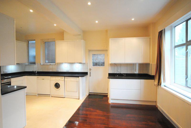 House Bancroft Avenue in Greater London
