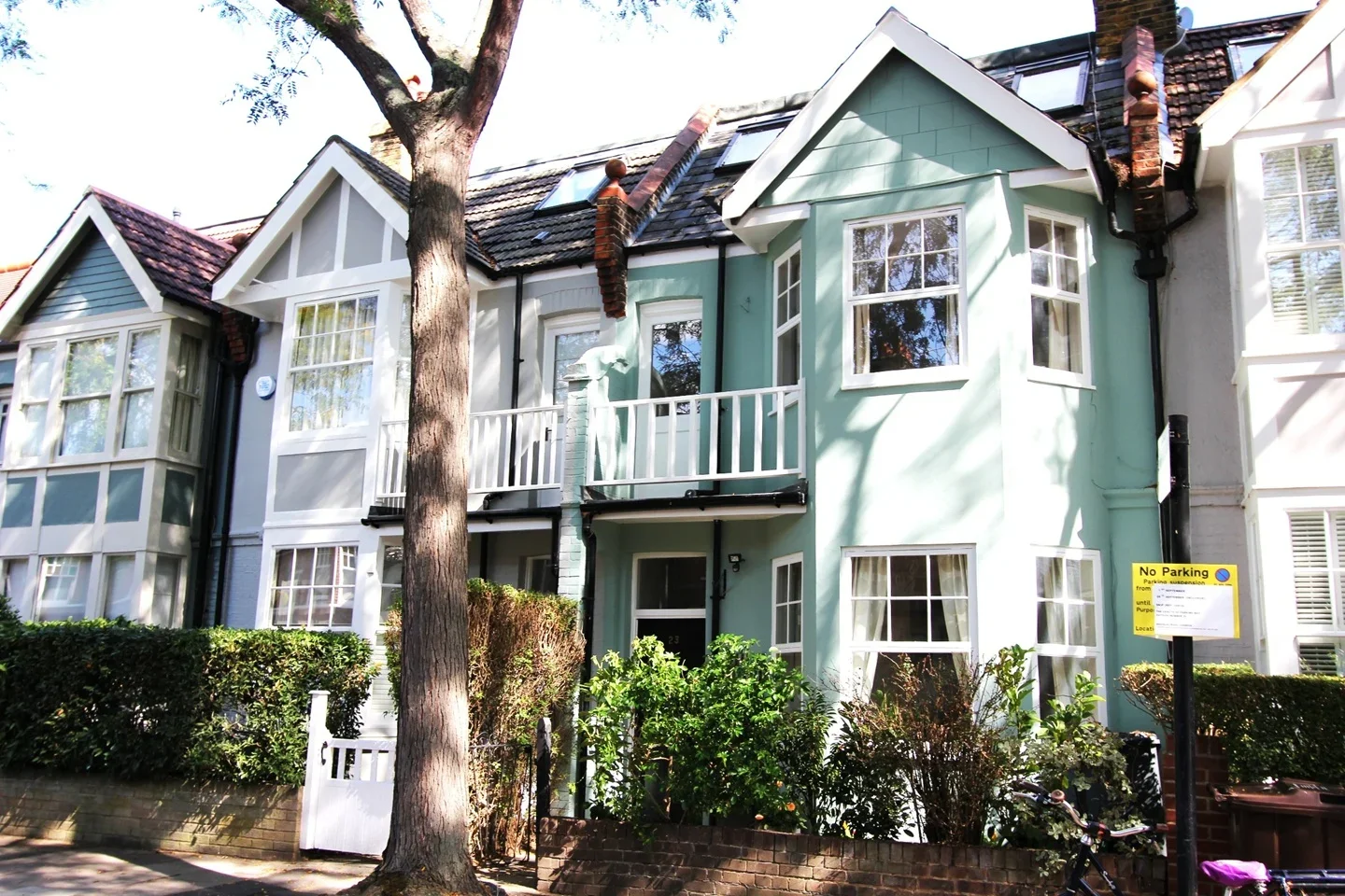 House Brackley Road in Greater London