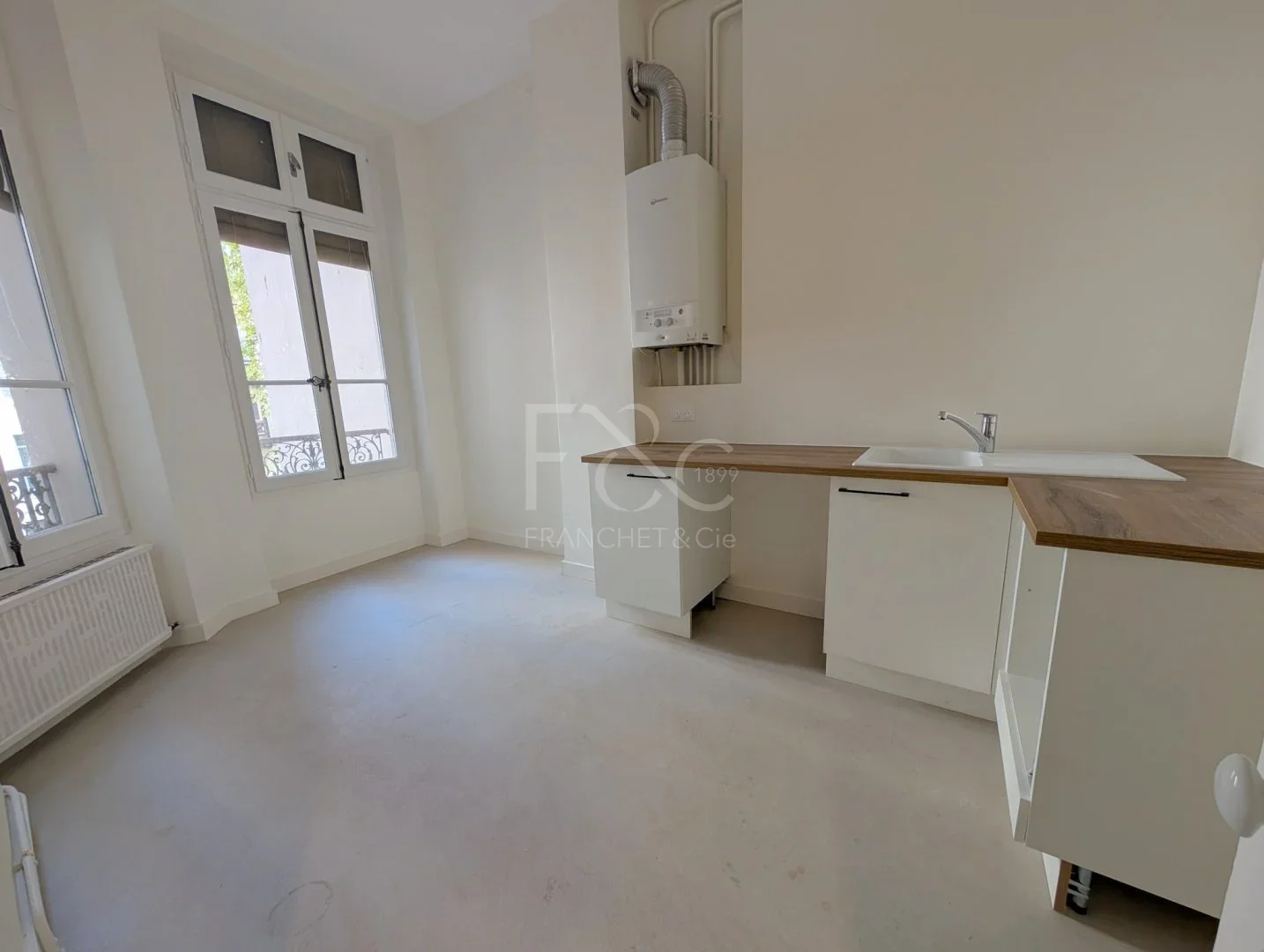Flat Rue Pierre Corneille in Lyon