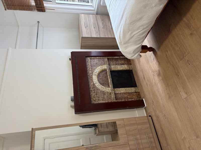 Room Howson Road in Greater London
