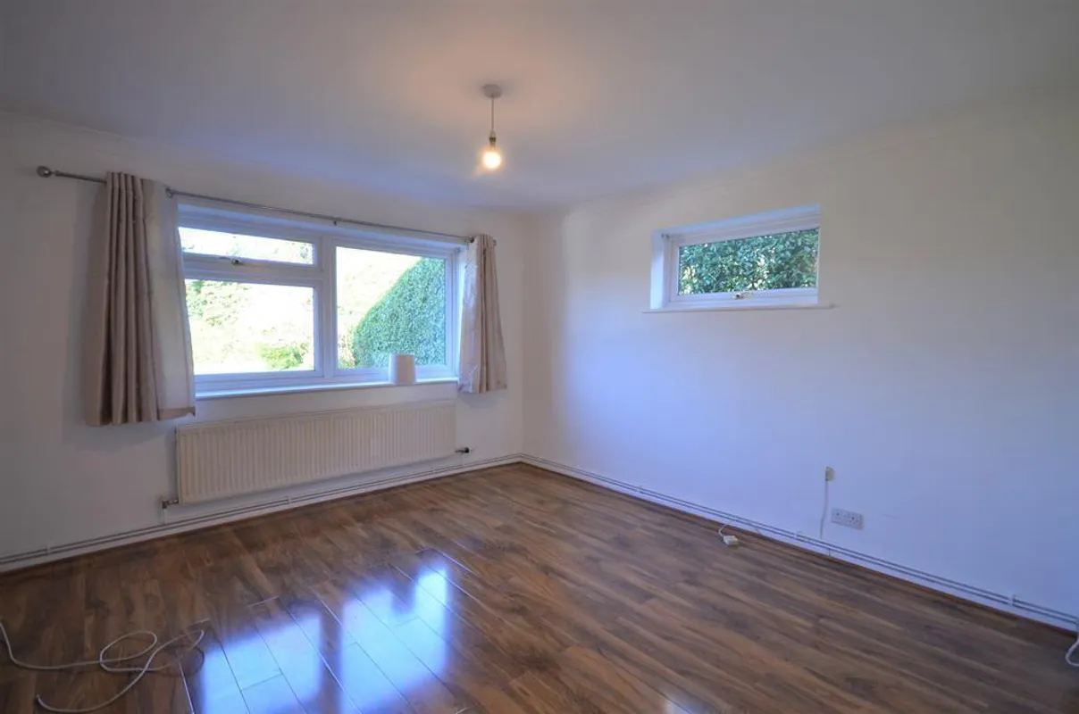 Flat South Hill Avenue in Greater London