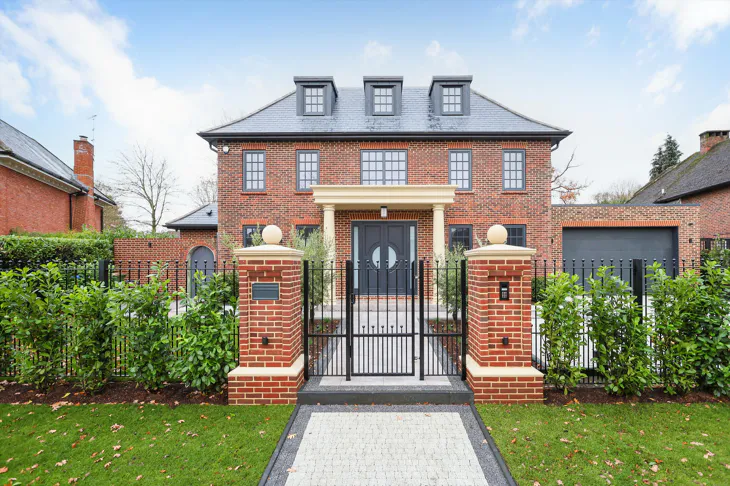 House Weybridge Park in Elmbridge
