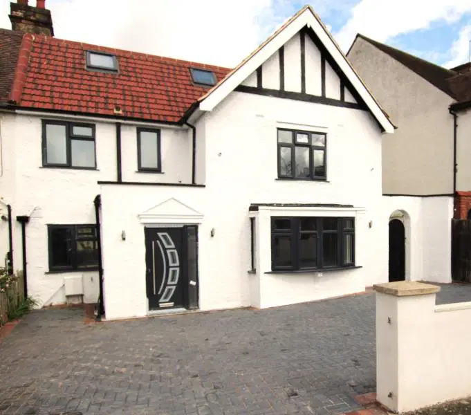 House Beechcroft Gardens in Greater London