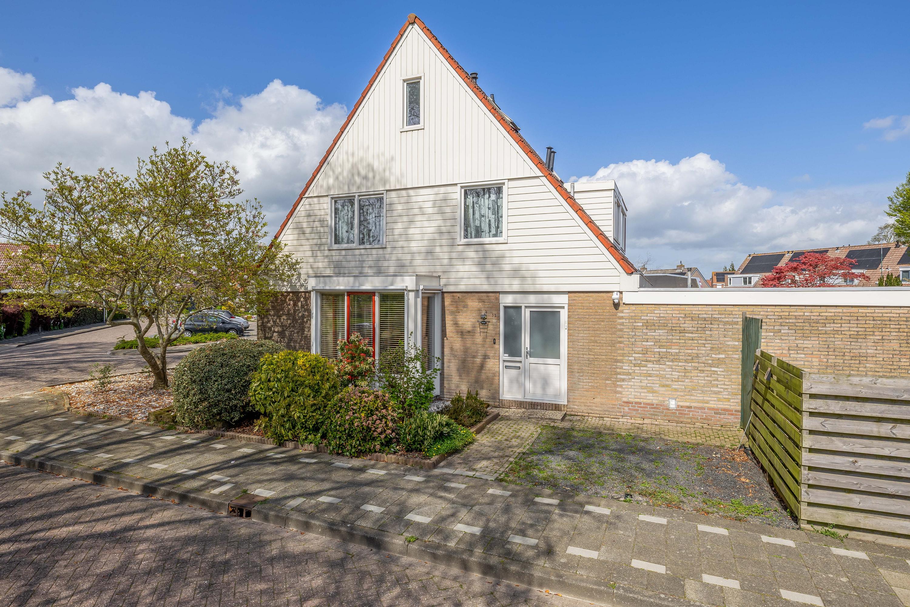 Twee-onder-één-kap te koop: Castor 32, Lemmer