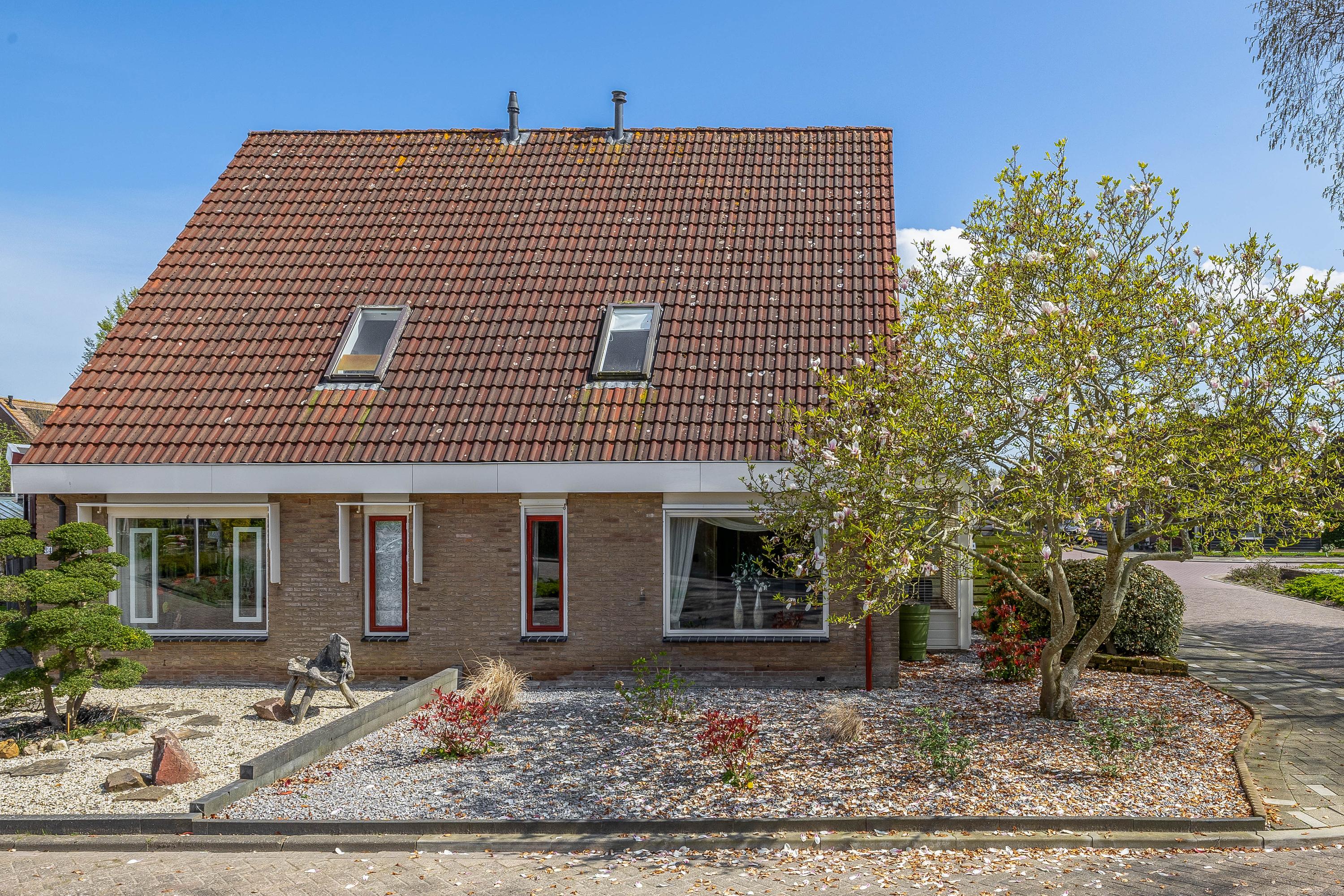 Twee-onder-één-kap te koop: Castor 32, Lemmer