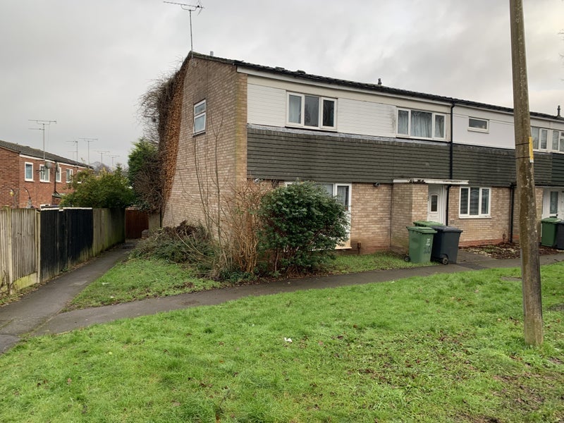 Room Astley Close in Redditch