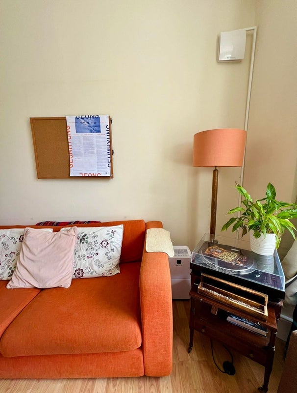 Room Appach Road in Greater London