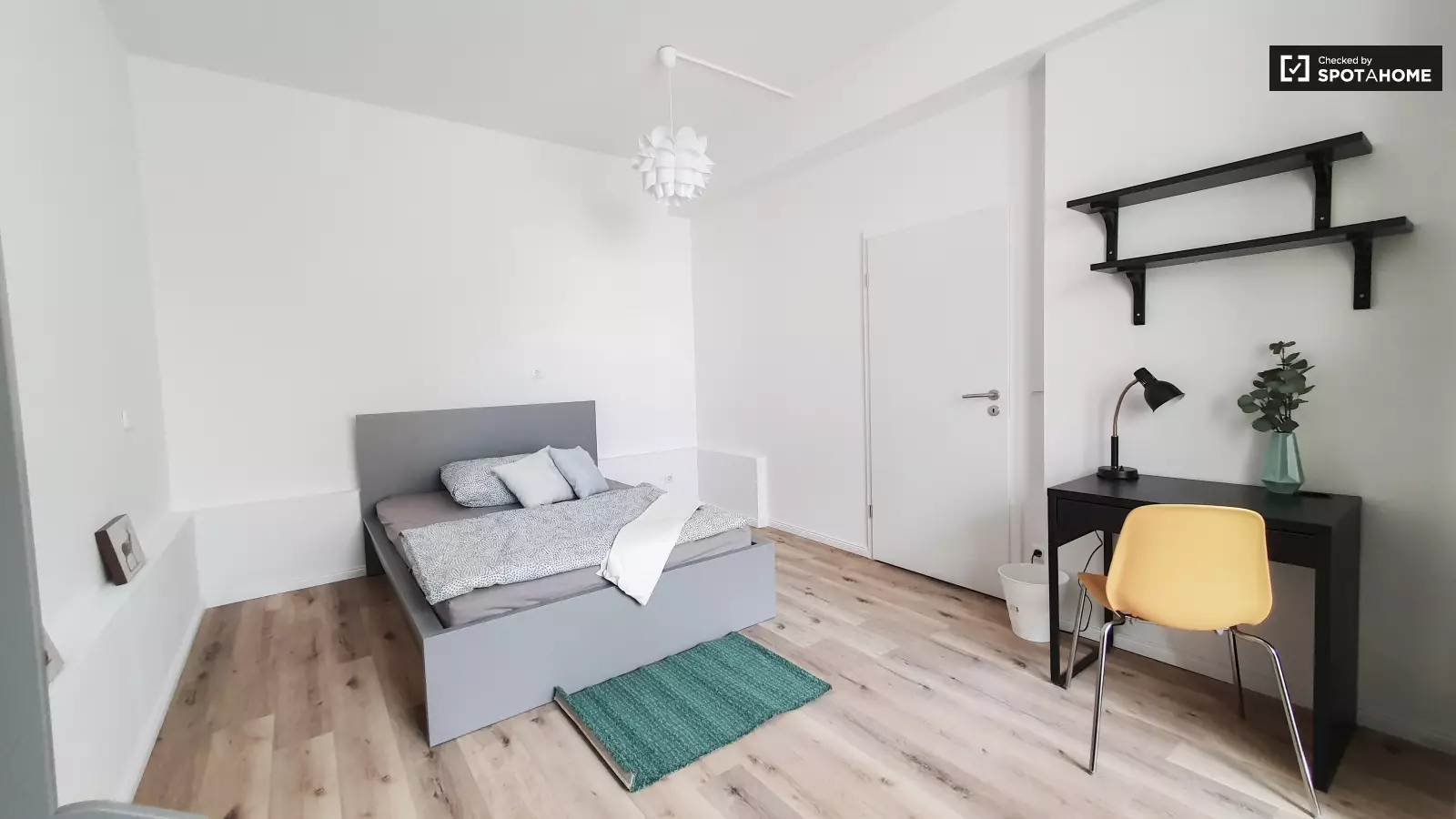 Wohnung Residenzstraße in Berlin