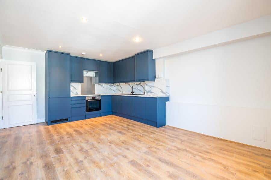 Flat Rye Lane in Greater London