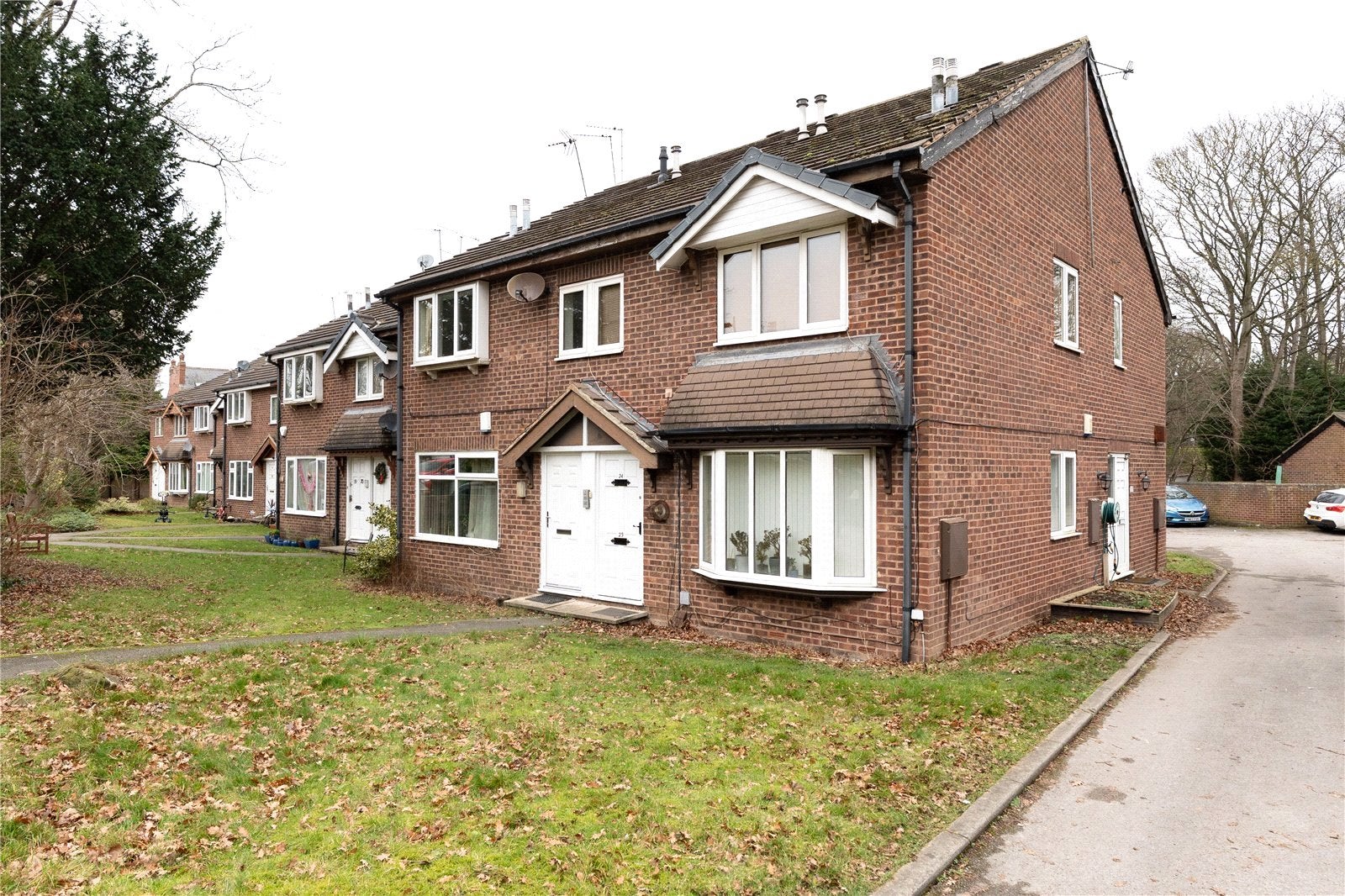 Flat Wycliffe Drive in Leeds