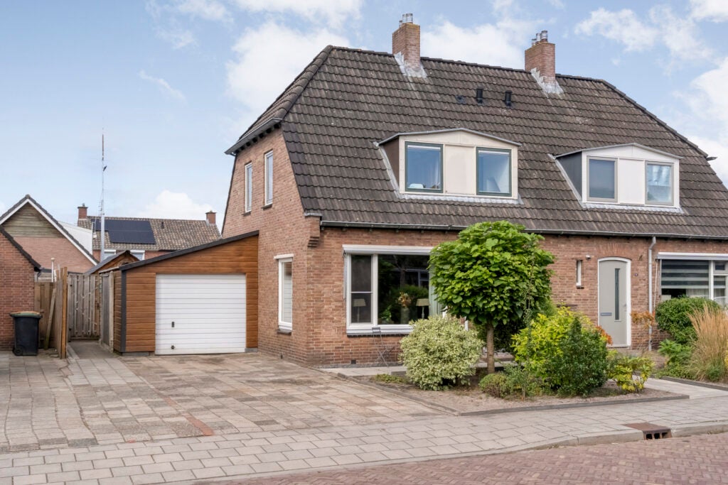Huis Irenestraat 9 in Vroomshoop