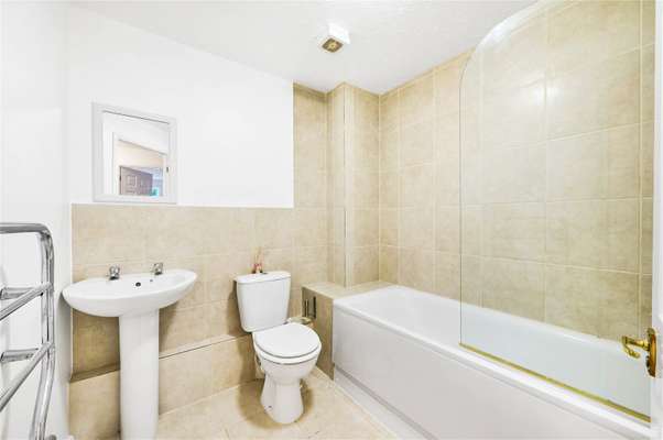 Flat Burghley Hall Close in Greater London