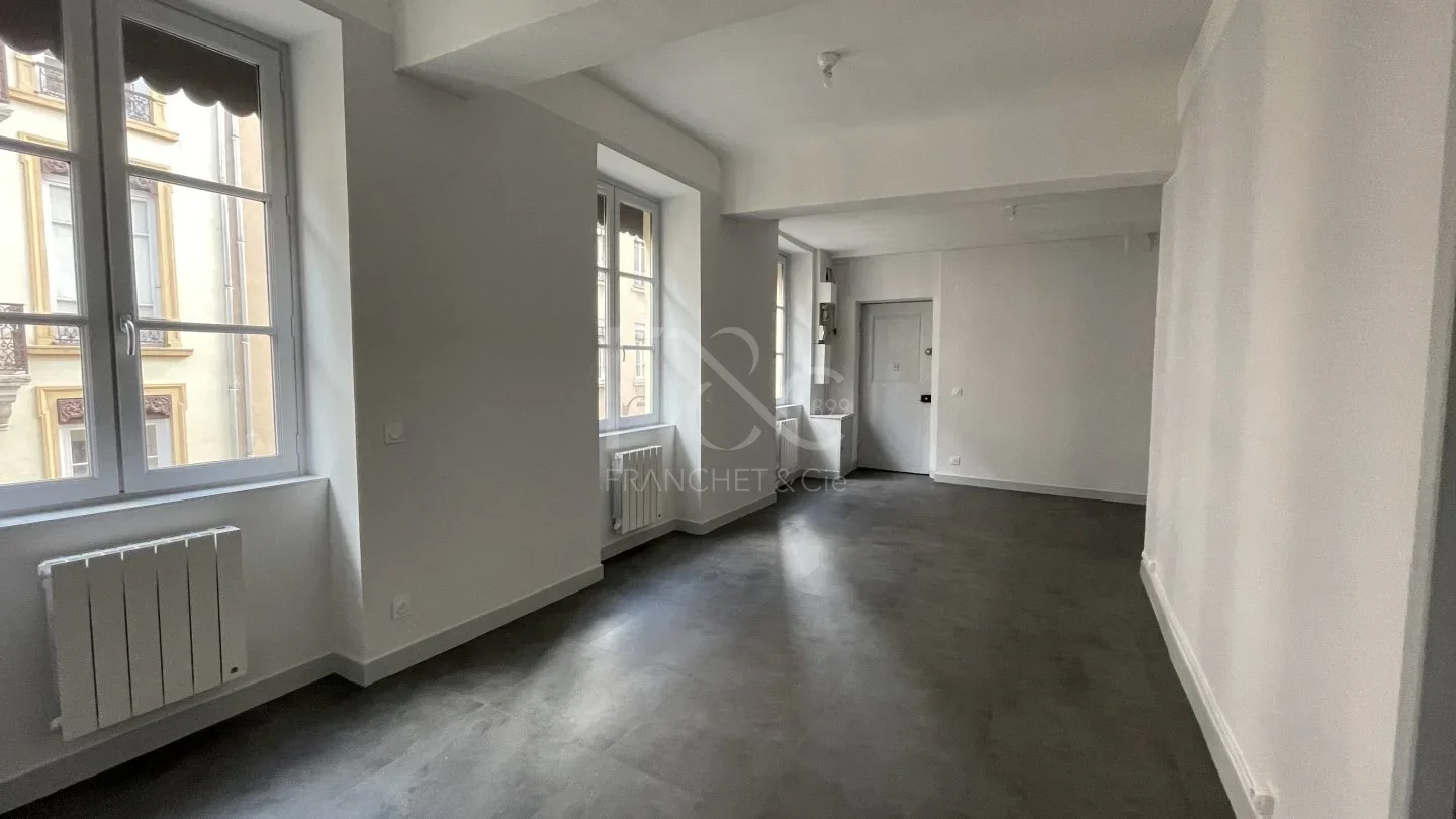 Flat Rue Sainte-Hélène in Lyon