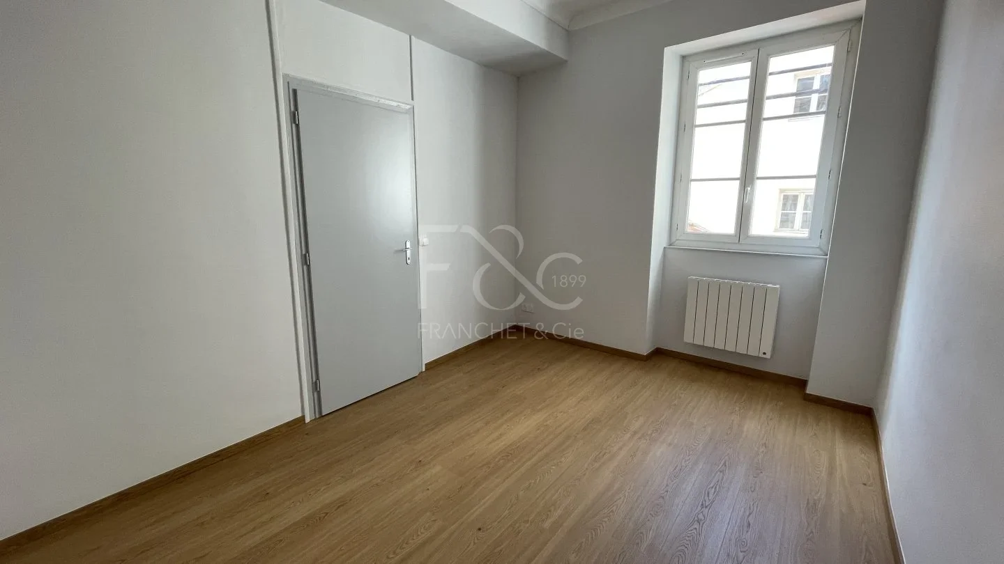 Flat Rue Sainte-Hélène in Lyon